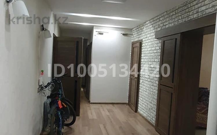 4-комнатная квартира · 120 м² · 2/9 этаж, мкр. Алтын орда, Молдагуловой 56 д — Мед.ц.Алия за 50 млн ₸ в Актобе — фото 2