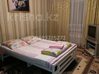 1-бөлмелі пәтер · 29 м² · 1/5 қабат, Мкр. Самал 18 — Школа 39 за Мечетью, бағасы: 6 000 〒 в Таразе