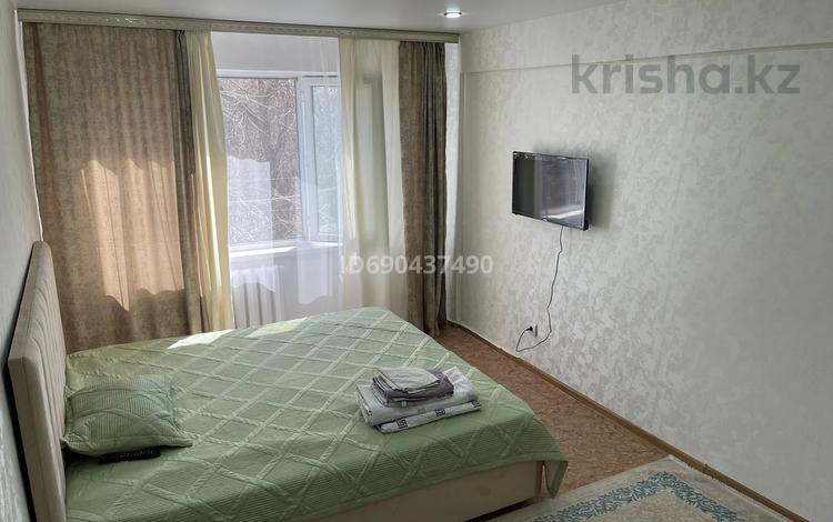1-комнатная квартира · 29 м² · 3/5 этаж, Амурская 4а — 45 гостраном за 12 000 ₸ в Усть-Каменогорске, Ульбинский — фото 10