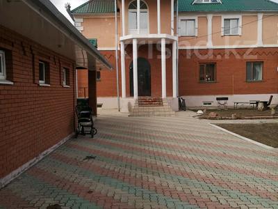 Отдельный дом · 8 комнат · 540 м² · 8 сот., Жангерхана 52/4 за ~ 120 млн ₸ в Уральске