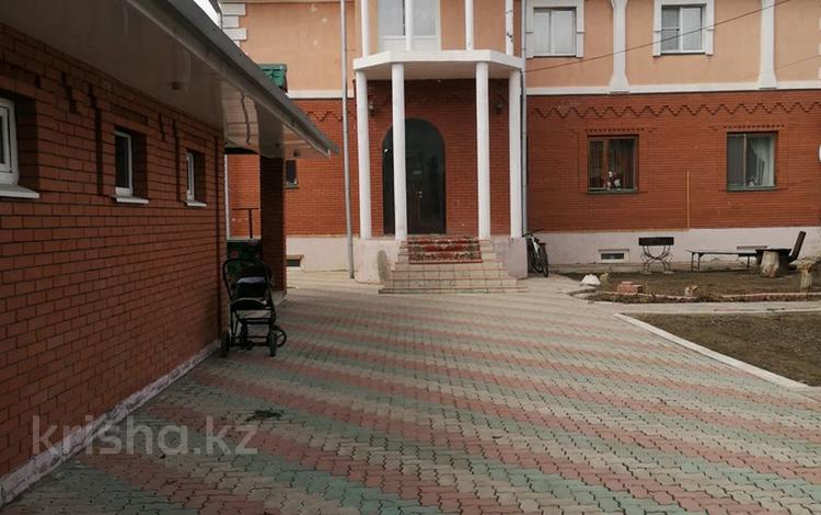 Отдельный дом · 8 комнат · 540 м² · 8 сот., Жангерхана 52/4 за ~ 120 млн ₸ в Уральске — фото 2