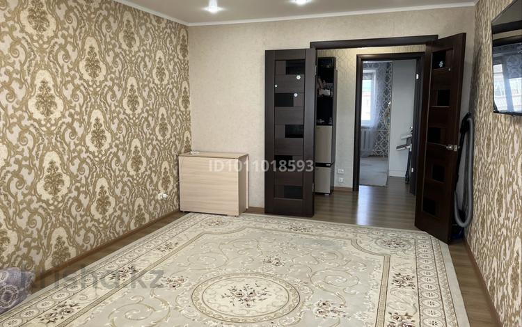 3-бөлмелі пәтер · 65 м² · 5/5 қабат, мкр. Зачаганск пгт, Жангир хана 57/1, бағасы: 18 млн ₸ в Уральске — фото 2