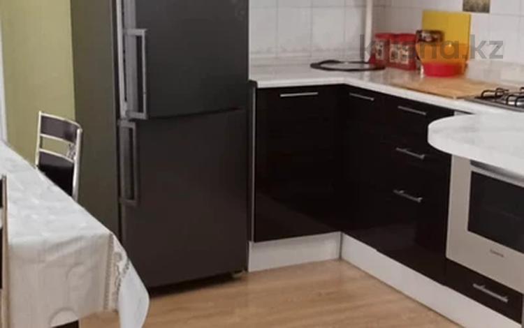 1-комнатная квартира · 35 м² · 2 этаж, Жандосова 47 за 200 000 ₸ в Алматы, Ауэзовский р-н — фото 2