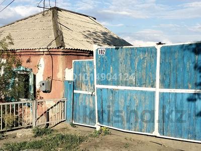 Жеке үй · 4 бөлме · 85 м² · 6 жүзд., Восточный, 2 линия 102, бағасы: 6 млн ₸ в Семее