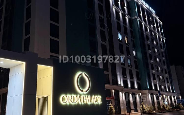 2-бөлмелі пәтер · 86 м² · 1/10 қабат, мкр. Алтын орда, Мкр Батыс-2 11Б, бағасы: 25 000 ₸ в Актобе — фото 2