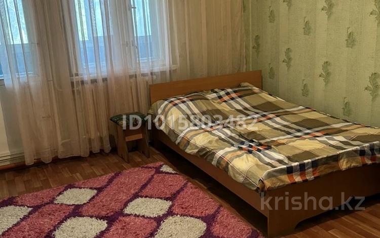 3-бөлмелі пәтер · 74 м² · 2/2 қабат, Райымбек батыра 5 — Рядом с 11 школы, бағасы: 150 000 ₸ в Алатау — фото 2