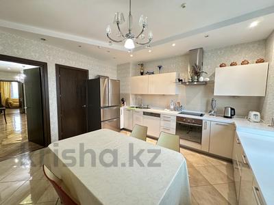 6-бөлмелі пәтер · 206 м² · 17/22 қабат, Кабанбай батыра 11, бағасы: 101 млн ₸ в Астане, Есильский р-н