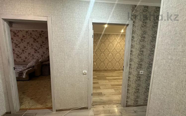 3-бөлмелі пәтер, 63.4 м², 3/5 қабат, Королева 70а, бағасы: 17 млн 〒 в Экибастузе — фото 2