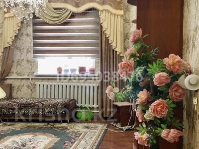 Жеке үй · 5 бөлме · 180 м² · 10 жүзд., улица Маусым 10 — Вдоль трассы Жибек-Жолы, на спуске не доезжая автозаправки Аргос, бағасы: 55 млн ₸ в Шымкенте, Енбекшинский р-н