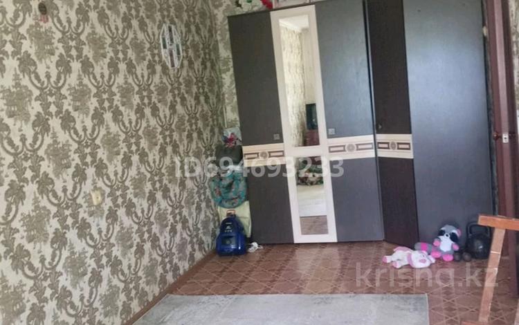 1-бөлмелі пәтер · 30 м² · 5/9 қабат, Абая 102 — Сити центр, гор военкомат, искра, бағасы: 9 млн ₸ в Уральске — фото 2