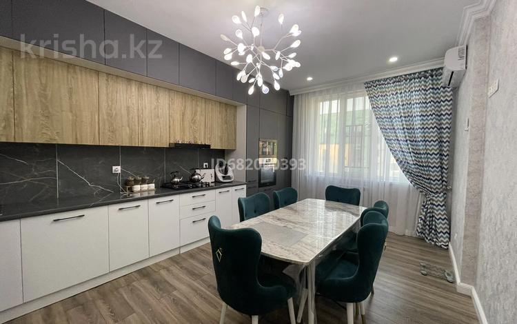 3-комнатная квартира · 102 м² · 7/9 этаж, Абулхайыр хана 74-1 за 60 млн ₸ в Атырау — фото 2