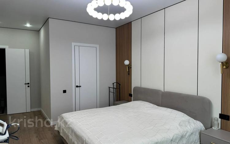 3-комнатная квартира · 100 м² · 10 этаж, Достык 8/2 за 650 000 ₸ в Астане, Есильский р-н — фото 2