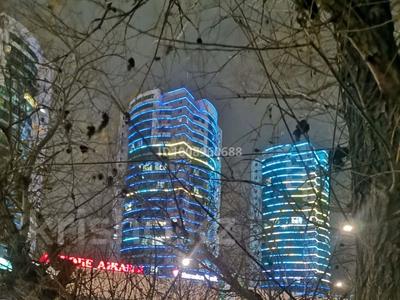 2-комнатная квартира · 80 м² · 10/25 этаж, мкр 11 — Актобе Ажары за 300 000 ₸