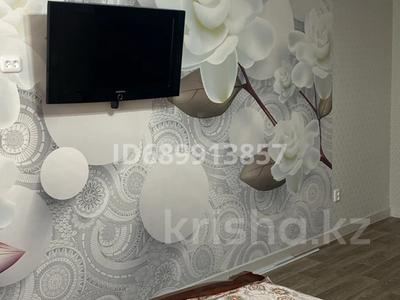 1-комнатная квартира · 33 м² · 1/5 этаж, мкр 4, Мкр. 4 13 за 10 000 ₸ в Уральске