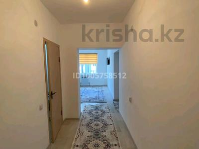 2-комнатная квартира · 58 м² · 4/7 этаж, Есiмхан 17/4 — Стадион и Муз сарайы. за 17.5 млн 〒 в Туркестане