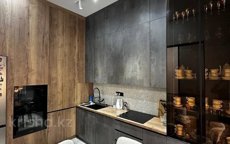 2-бөлмелі пәтер · 61 м² · 2/13 қабат, 17-й мкр 113, бағасы: 27.5 млн ₸ в Актау — фото 2