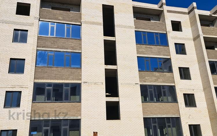 2-комнатная квартира · 71.55 м² · 4/5 этаж, мкр. Алтын орда 355 за ~ 17.9 млн ₸ в Актобе — фото 13