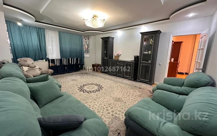 3-бөлмелі пәтер · 100 м² · 1 қабат, мкр Жетысу-4 13, бағасы: 460 000 ₸ в Алматы, Ауэзовский р-н — фото 2
