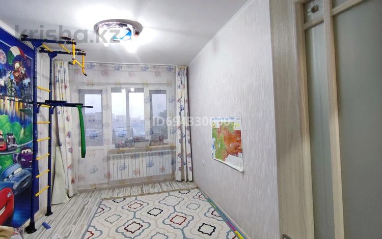 3-бөлмелі пәтер · 80 м² · 5/6 қабат, Б. Жарбосынов 85 — Напротив ТД "Байзар"., бағасы: 250 000 ₸ в Атырау — фото 2