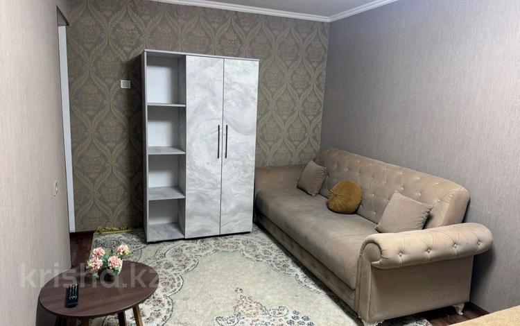 1-бөлмелі пәтер · 30 м² · 4/5 қабат, Карахан 2 — Толе би, бағасы: 13 млн 〒 в Таразе — фото 2