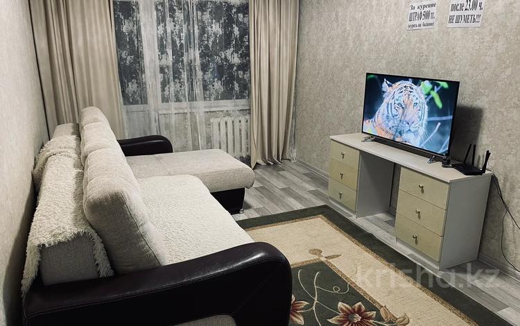 2-комнатная квартира, 45 м², 3/5 этаж посуточно, Астана 30 за 11 000 〒 в Усть-Каменогорске — фото 352