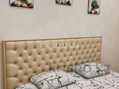 2-комнатная квартира · 74 м² · 4/16 этаж, 16-й мкр , ​16-й микрорайон 64 — Возле ТРК Актау за 12 000 〒