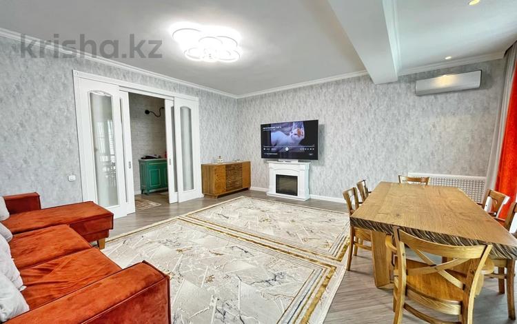 2-бөлмелі пәтер · 112 м² · 8/12 қабат, Варламова 33 — Абая, бағасы: 72 млн ₸ в Алматы, Алмалинский р-н — фото 4