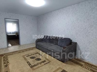 2-комнатная квартира · 44.4 м² · 5/5 этаж, Майкудук, 13й микрорайон 30 за 100 000 ₸ в Караганде, Алихана Бокейханова р-н