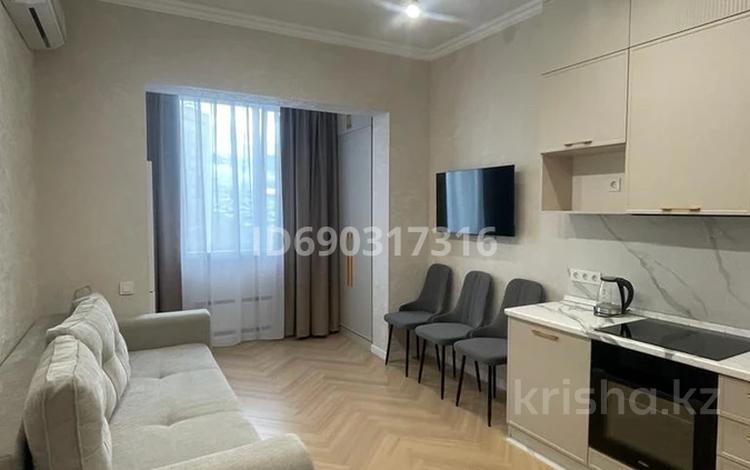 2-комнатная квартира, 45 м², 16/20 этаж помесячно, Гагарина 310