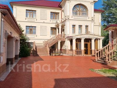 Отдельный дом · 10 комнат · 940 м² · 20 сот., Жылыой за 828 млн ₸ в Астане, Есильский р-н