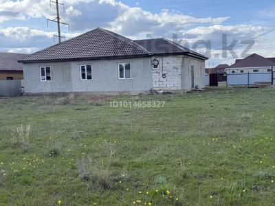 Жеке үй · 5 бөлме · 170 м² · 7.5 жүзд., 13мкр, бағасы: 23.5 млн ₸ в Аксае