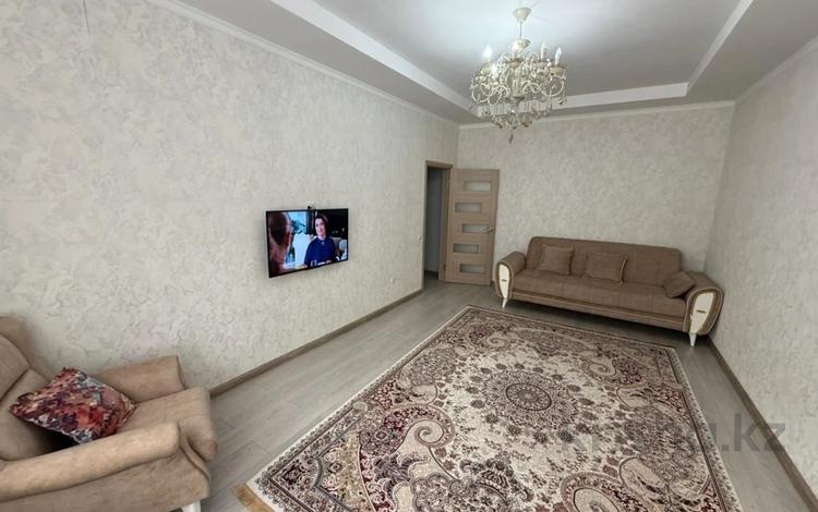 2-комнатная квартира · 80 м² · 3/5 этаж, мкр. Алтын орда, проспект Алии Молдагуловой за 25.5 млн ₸ в Актобе — фото 2