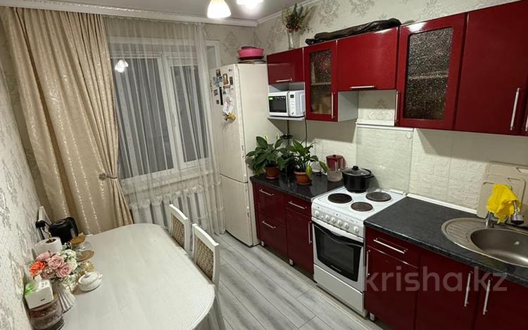3-комнатная квартира · 68 м² · 8/9 этаж, Камзина 72 за 30.5 млн ₸ в Павлодаре — фото 2
