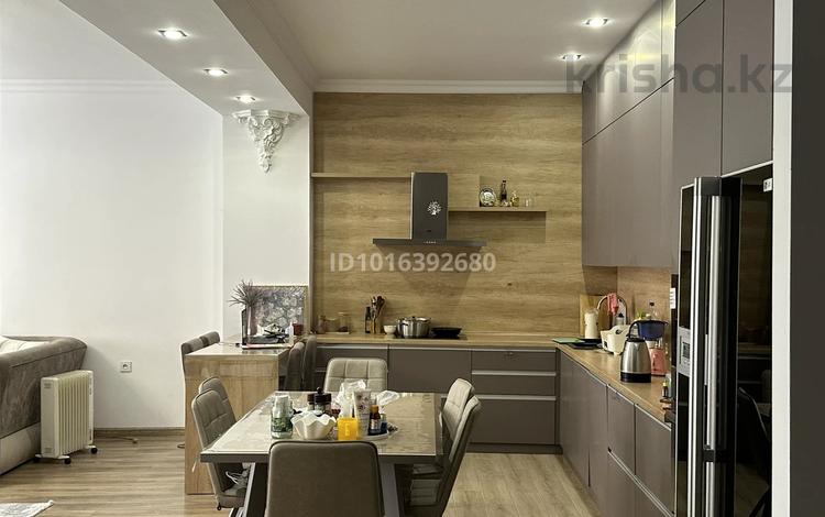 4-комнатная квартира · 170 м² · 1/3 этаж, академика Сатпаева 316 за 110 млн ₸ в Павлодаре — фото 2