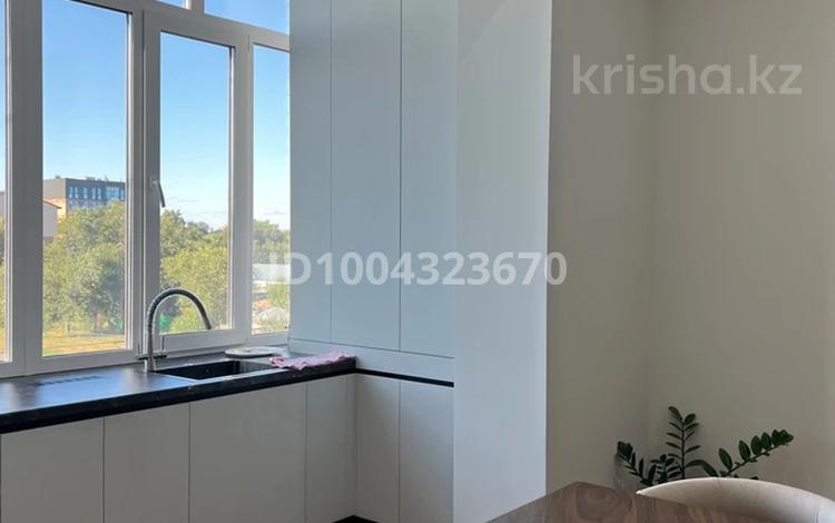 1-комнатная квартира · 51 м² · 3/5 этаж, Егизбаева за 30 млн ₸ в Уральске — фото 10