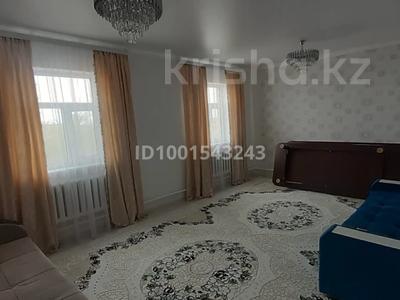 Отдельный дом · 5 комнат · 160 м² · 10 сот., Молдагулова 238 — 11, 22 конечная остановка за 20.5 млн 〒 в Тасбогете