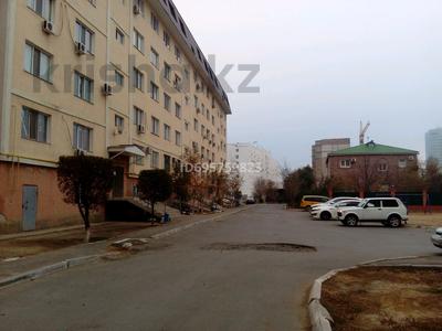 2-бөлмелі пәтер · 63 м² · 6/6 қабат, Сары Арқа ш/а , Исенова 83 — Жарболсынов, бағасы: 27 млн ₸ в Атырау, мкр Сары Арка