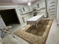 Отдельный дом · 5 комнат · 232 м² · 10 сот., мкр Кокарна, 10 — Кок арна ул.10. дом 33. за 20.5 млн ₸ в Атырау — фото 5
