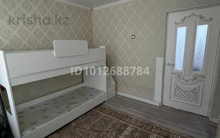 2-бөлмелі пәтер · 52.8 м² · 5/5 қабат, Асылбекова 48 — Возле увд, шипагер аптека, бағасы: 19 млн ₸ в Жезказгане — фото 16