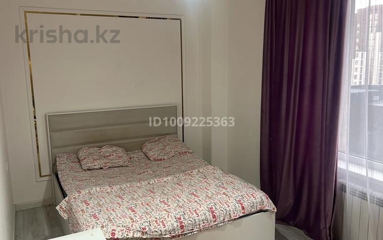 2-комнатная квартира · 65 м² · 5 этаж, мкр Нурсат 2 29/6к4 за 260 000 ₸ в Шымкенте, Каратауский р-н — фото 2