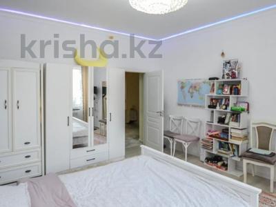 3-бөлмелі пәтер · 94 м² · 2/12 қабат, Момышулы 2в, бағасы: 49.5 млн ₸ в Астане, Алматы р-н