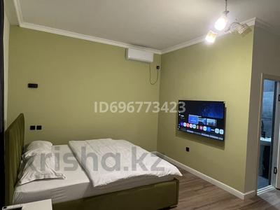 1-комнатная квартира · 22 м², Туманбай Молдагалиев за 180 000 〒 в Атырау, мкр Авангард-3