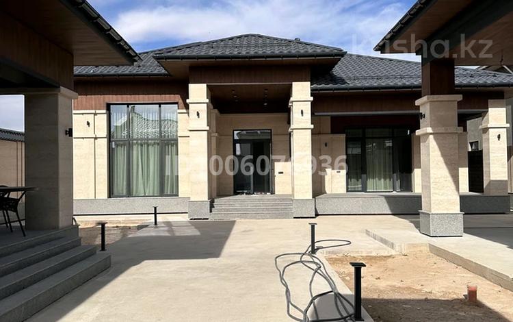 Отдельный дом · 5 комнат · 215 м² · 8 сот., мкр Туран , Мкр Туран Нарсай 16 — Рядом школа Зияткер,аквапарк Сансити за 160 млн 〒 в Шымкенте, Каратауский р-н — фото 2