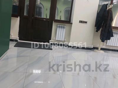 Магазины и бутики · 15 м² за 100 000 〒 в Шымкенте, Аль-Фарабийский р-н