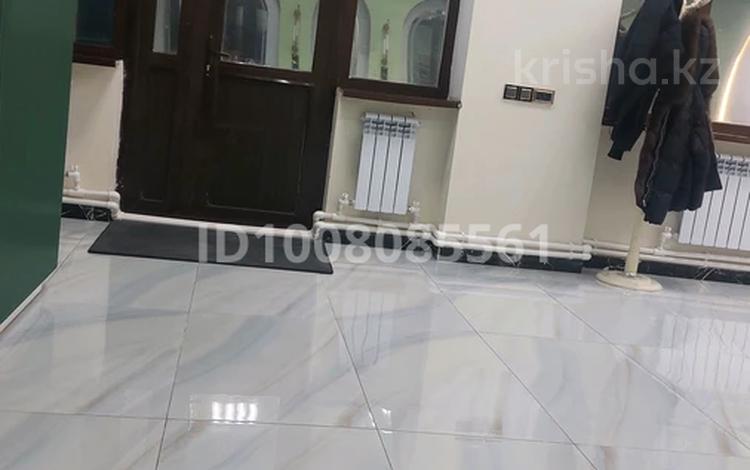 Магазины и бутики · 15 м² за 100 000 〒 в Шымкенте, Аль-Фарабийский р-н — фото 3