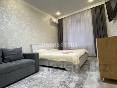 Аренда квартир посуточно в Карагандинской обл.: 1-комнатная квартира · 40 м² · 3/10 этаж, мкр Юго-Восток, Микрорайон Байкена Ашимова 21А за 14 000 〒 1-комнатная квартира · 40 м² · 3/10 этаж, мкр Юго-Восток, Микрорайон Байкена Ашимова 21А за 14 000 〒 в Караганде, Казыбек би р-н