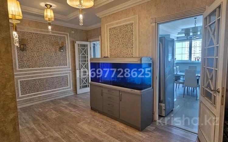 3-комнатная квартира, 115 м², 6/25 этаж помесячно, Кекильбайулы 270 за 700 000 〒 в Алматы, Бостандыкский р-н — фото 2