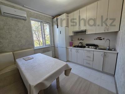 1-комнатная квартира · 40 м² · 3/5 этаж, мкр Кокжиек за 23.5 млн ₸ в Алматы, Жетысуский р-н