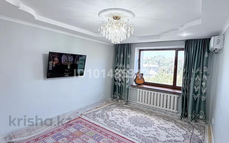 4-комнатная квартира · 80 м² · 3/5 этаж, мкр 4 34 за 26 млн ₸ в Уральске — фото 2