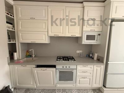 4-комнатная квартира · 132 м² · 2/6 этаж, Есенберлина за 105 млн ₸ в Алматы, Медеуский р-н
